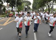Asrorun Ni’am Wakili Menpora Dito Ariotedjo Membuka Dan Melepas Para Peserta Indonesia Run For Palestine
