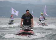 Dito Ariotedjo Mengendarai Jet Ski Diatas Sirkuit F1Powerboat 2024