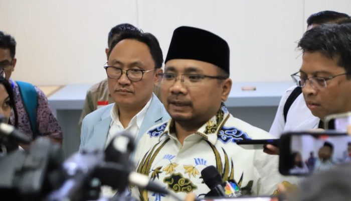 Menag Yaqut Tegas Beri Sanksi untuk Travel Penyedia Visa Selain Visa Resmi Haji