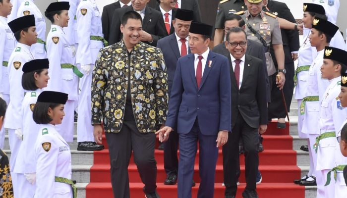 Presiden Jokowi Kukuhkan 76 Anggota Paskibraka di Ibu Kota Nusantara