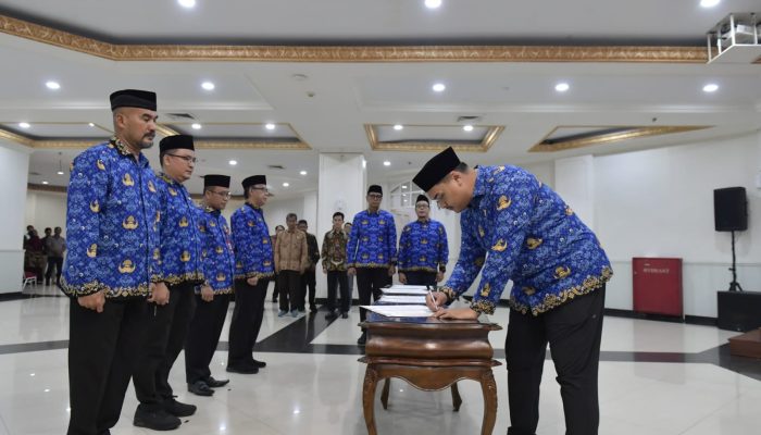 Menpora Dito Lantik Pejabat Pimpinan Tinggi Pratama Kemenpora, Tekankan Dedikasi dan Integritas