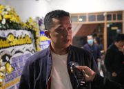 Wamenpora Taufik Hidayat Takziah ke Rumah Duka Iie Sumirat, Sosok Guru dan Legenda Bulutangkis
