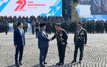 Menpora Dito Ikuti Upacara Bhayangkara ke-79 yang Dipimpin Presiden Prabowo