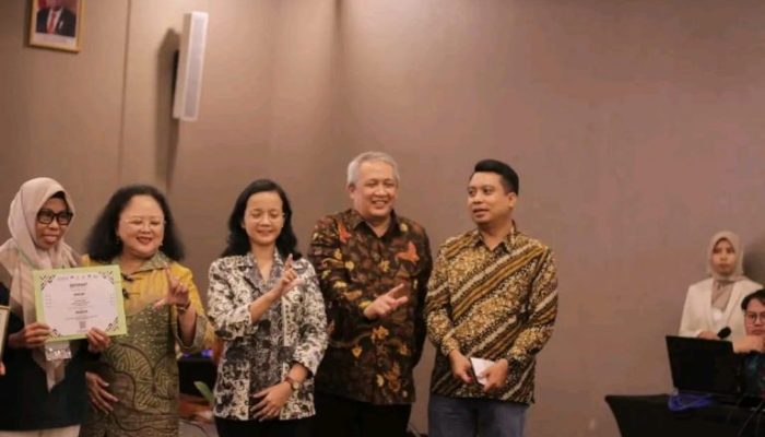 Langkah Nyata Dukung UMKM: Pelatihan dan Alat Tenun untuk Warga Semoyang