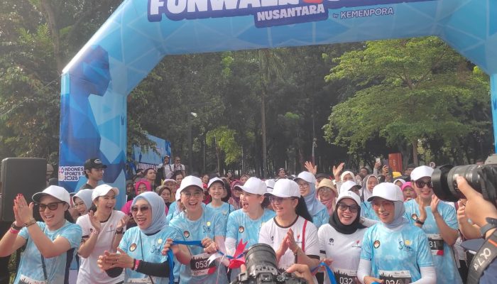 Ratusan Peserta Ramaikan Funwalk & Senam Nusantara Indonesia Sports Summit 2025